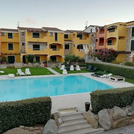 Apartment Nel Borgo Dei Mirti *