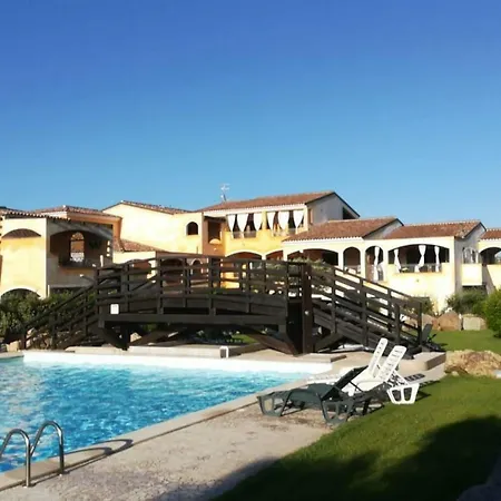 Apartment Nel Borgo Dei Mirti *